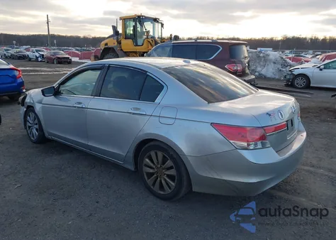2011 Honda Accord 2.4 Ex-L z USA, uszkodzony, nr VIN 1HGCP2F8XBA083162